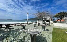 Um Dormitório a beira mar!!